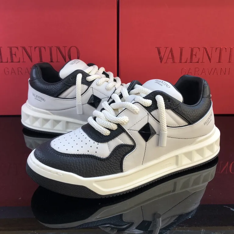 Valentino Shoe 